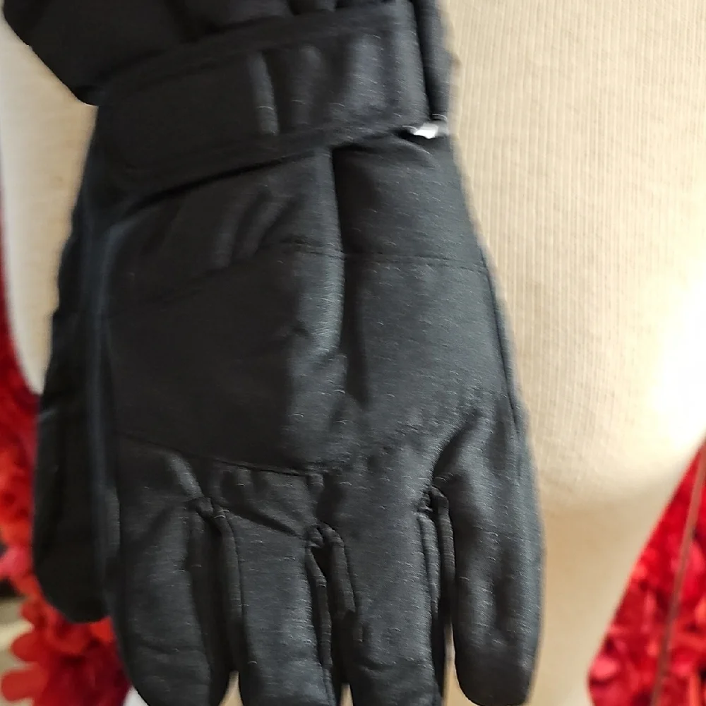 Igloos Black Insulated Gloves Youth Large